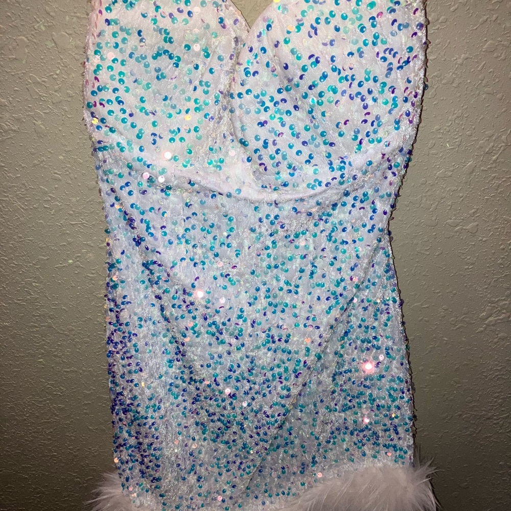 Sequin strapless White Dress